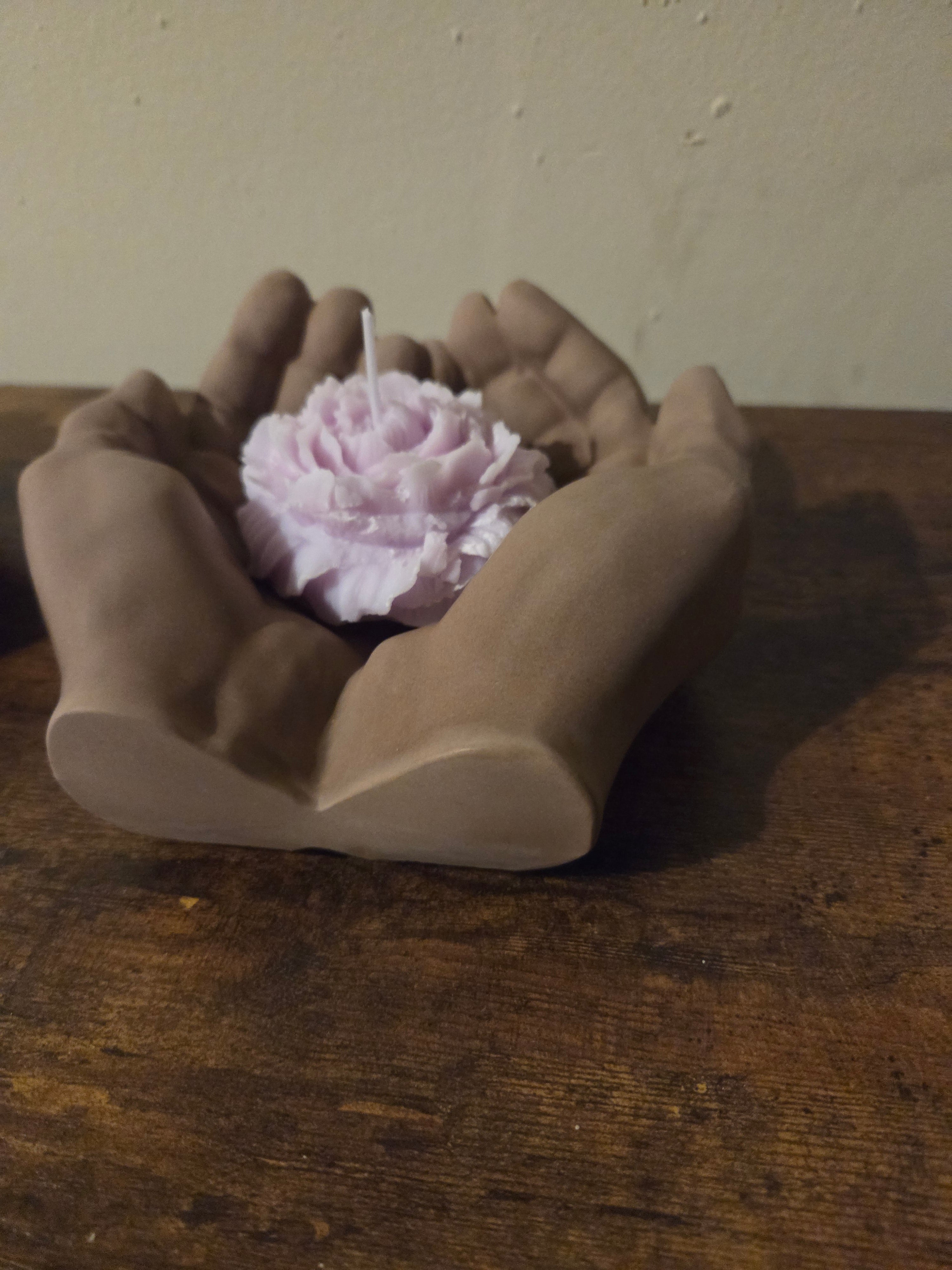 The Bloom Set peony candle and open hands concrete holder