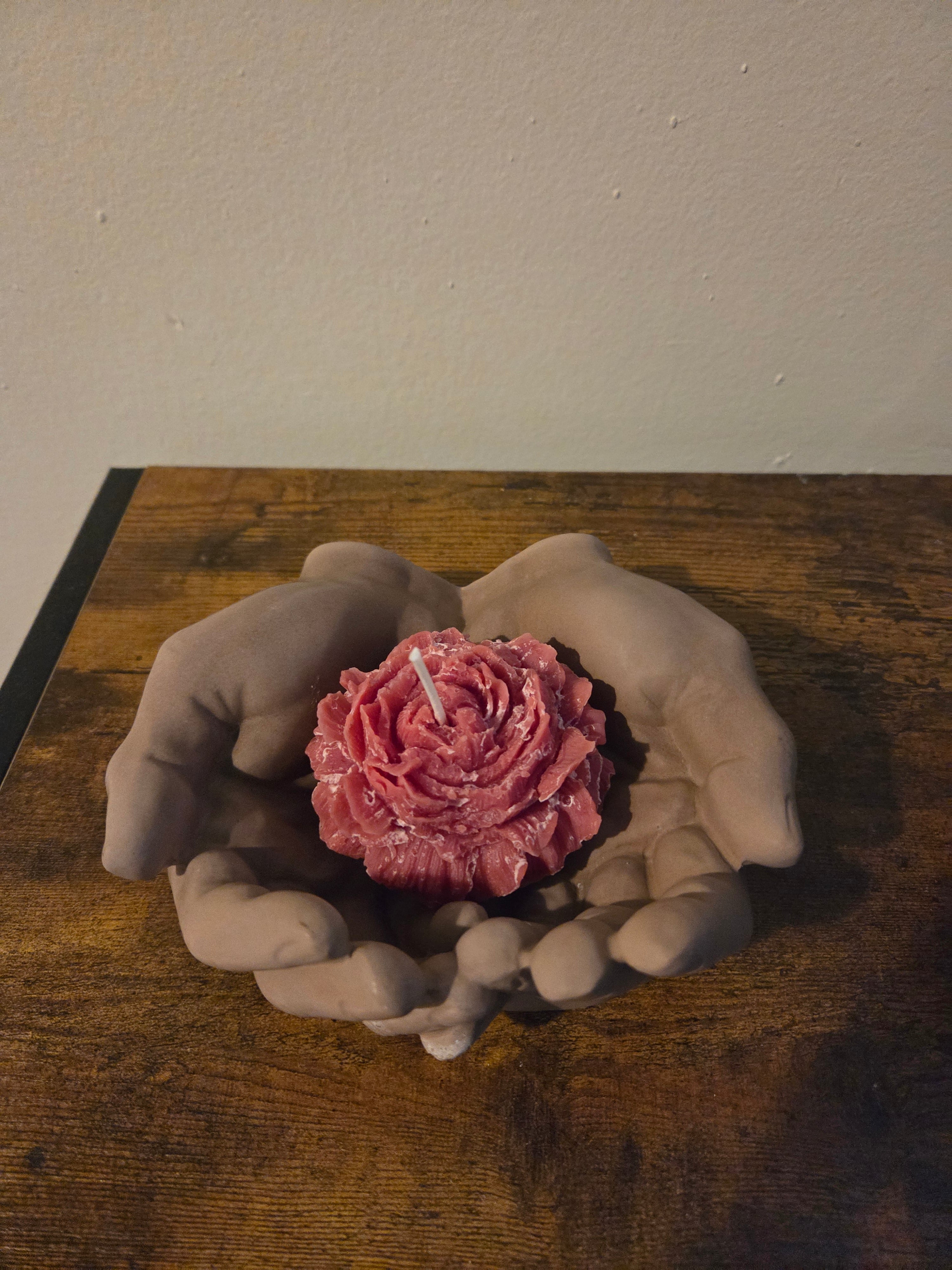 The Bloom Set peony candle and open hands concrete holder